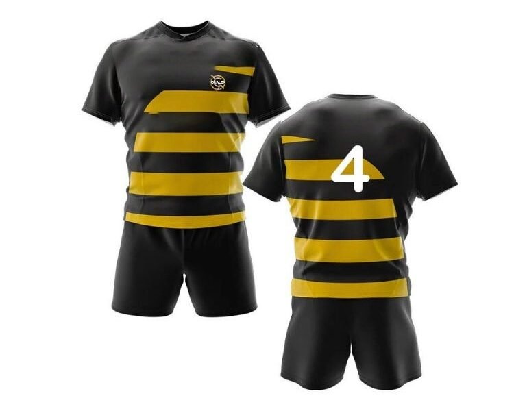 Home "High-Quality Custom Volleyball Uniform – Polyester Outdoor Sportswear with Exclusive Logo Printing"